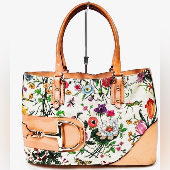 Gucci Handbags - 🔥Floral Gucci Tote